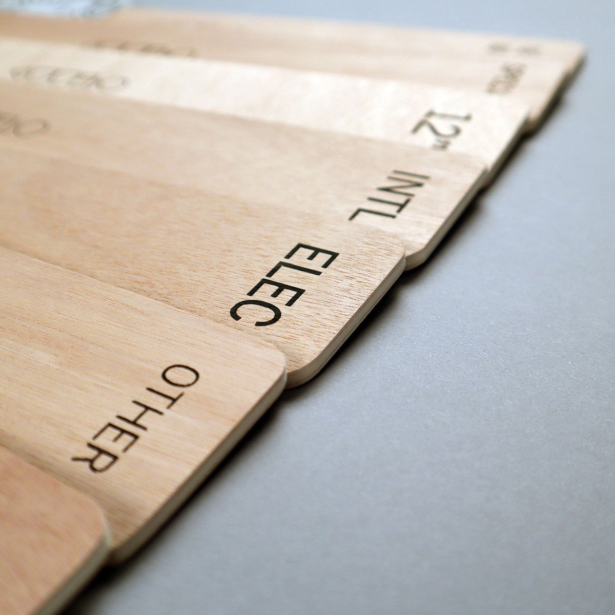 Séparateurs de vinyles en bois pour genre
